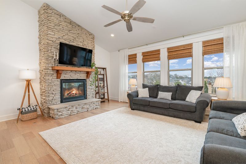 438 Everlee Ln, Mount Juliet, TN 37122