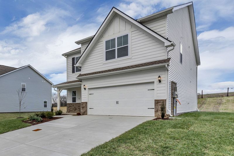 728 Emerson Ln, Westmoreland, TN 37186
