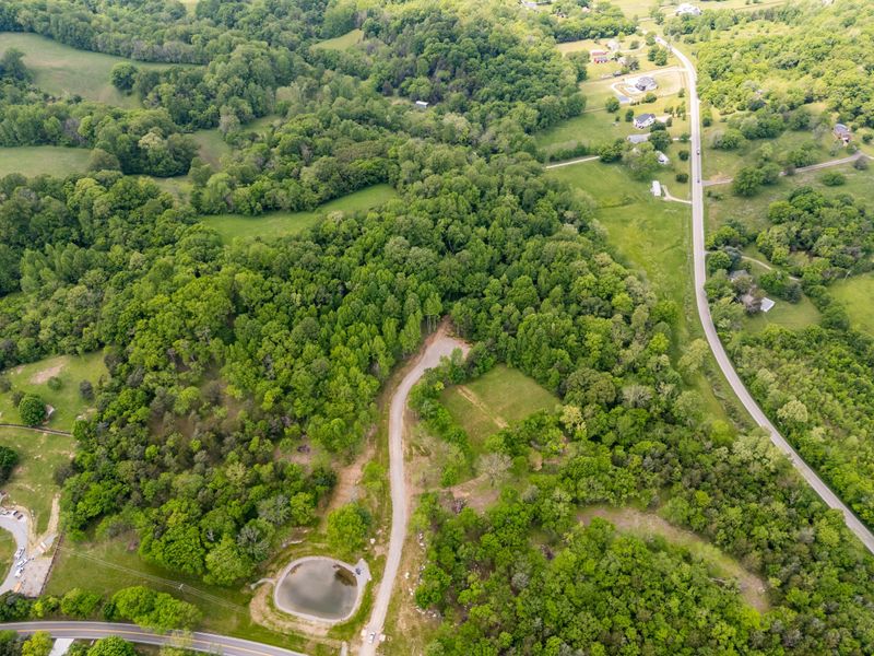 7001 Holts Reserve Rd, College Grove, TN 37046
