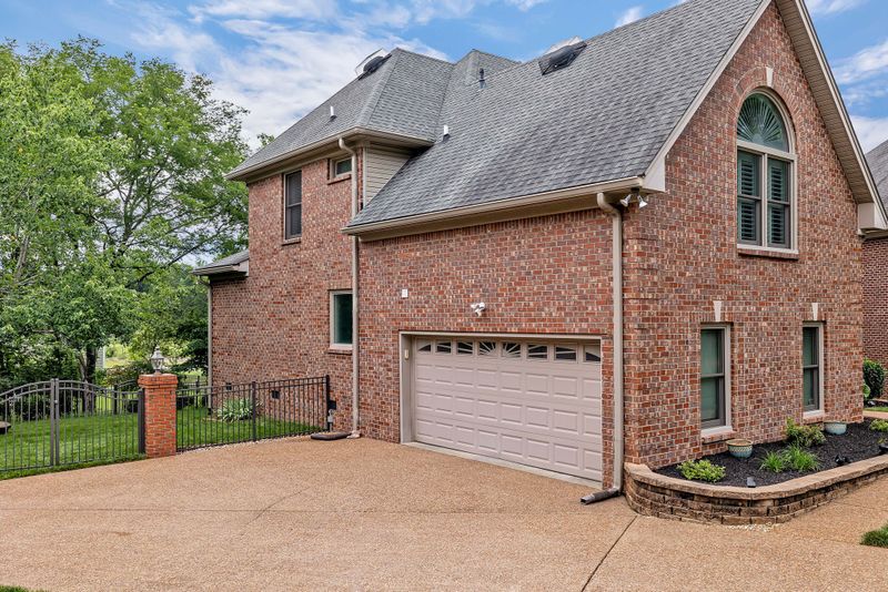 808 Seven Points Cv, Hermitage, TN 37076