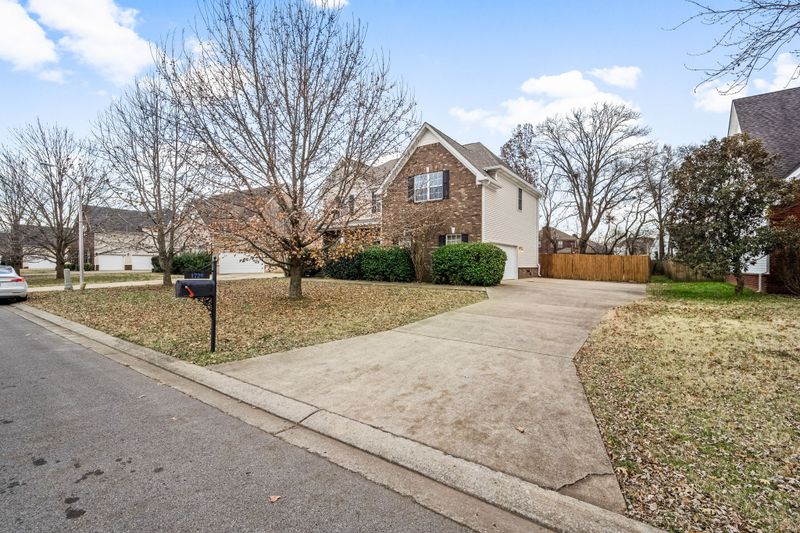 1729 Satterfield Ct, Murfreesboro, TN 37128