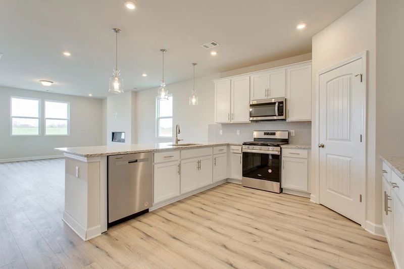 838 Molly Ln, Mount Juliet, TN 37122