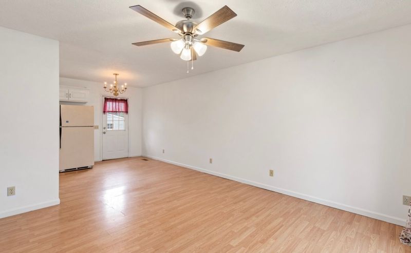 2805 Salem Ln, Springfield, TN 37172