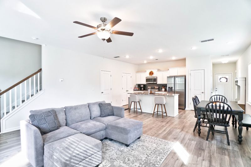 5719 Dockside Dr, Rockvale, TN 37153