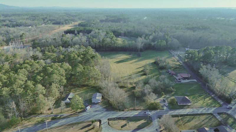 3 R & J St, Chatsworth, GA 30705