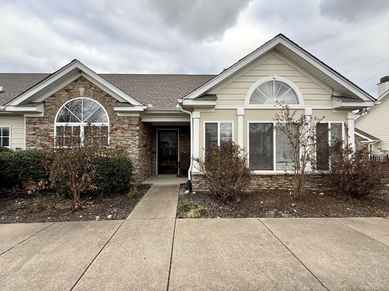 825 Browns Ln #1202, Gallatin, TN 37066