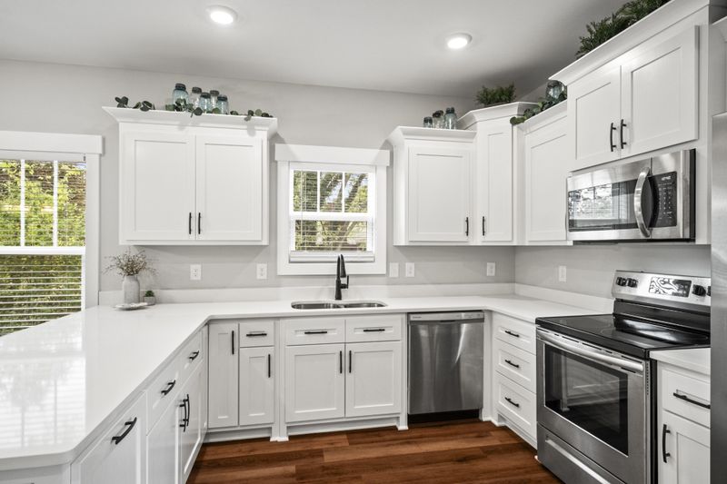 2210 S Williams Rd, Greenbrier, TN 37073
