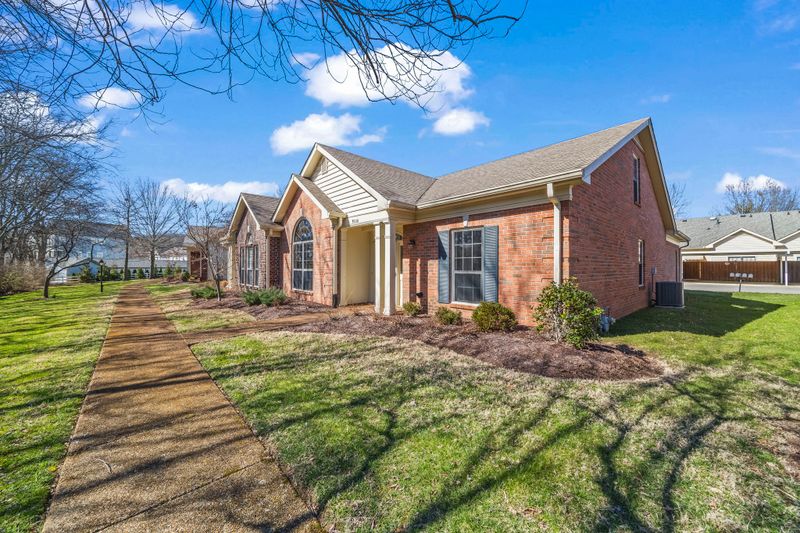 8050 Sunrise Cir, Franklin, TN 37067