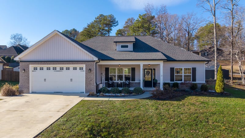 42 Homeplace Dr, Tunnel Hill, GA 30755