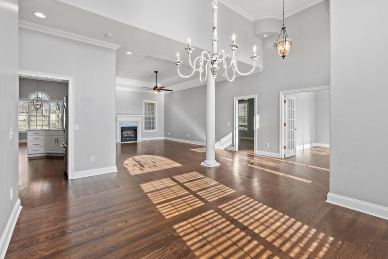 1011 Island Brook Dr, Hendersonville, TN 37075