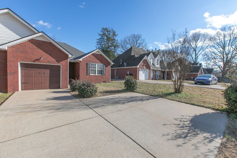 1632 Sulphur Springs Rd, Murfreesboro, TN 37129