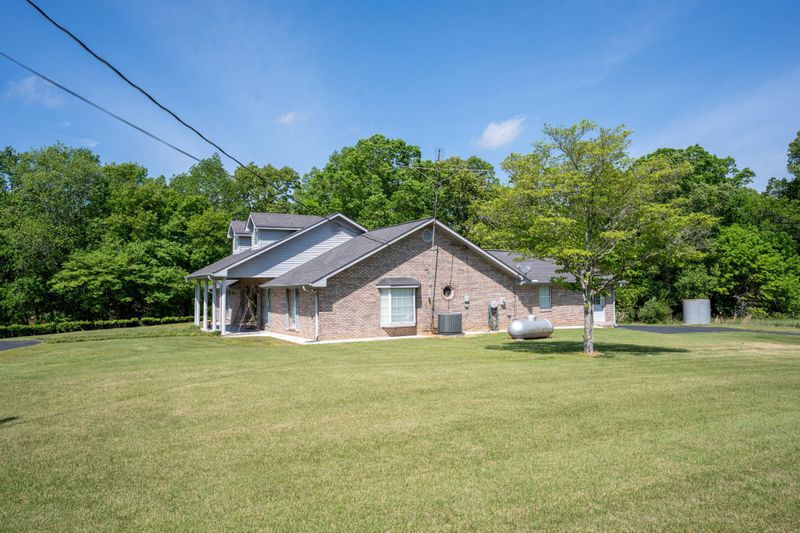 242 Rainbow Ave S, Rainsville, AL 35986