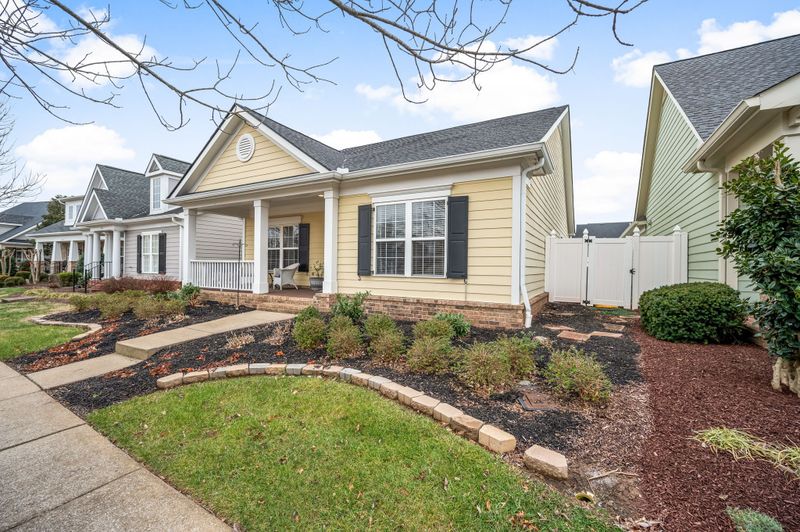 1528 Stratford Hall Cir, Murfreesboro, TN 37130