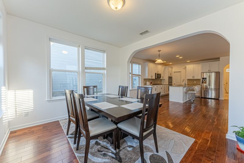 2138 River Overlook Dr, Hermitage, TN 37076