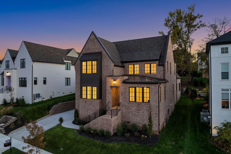 122 Barlow Dr, Franklin, TN 37064