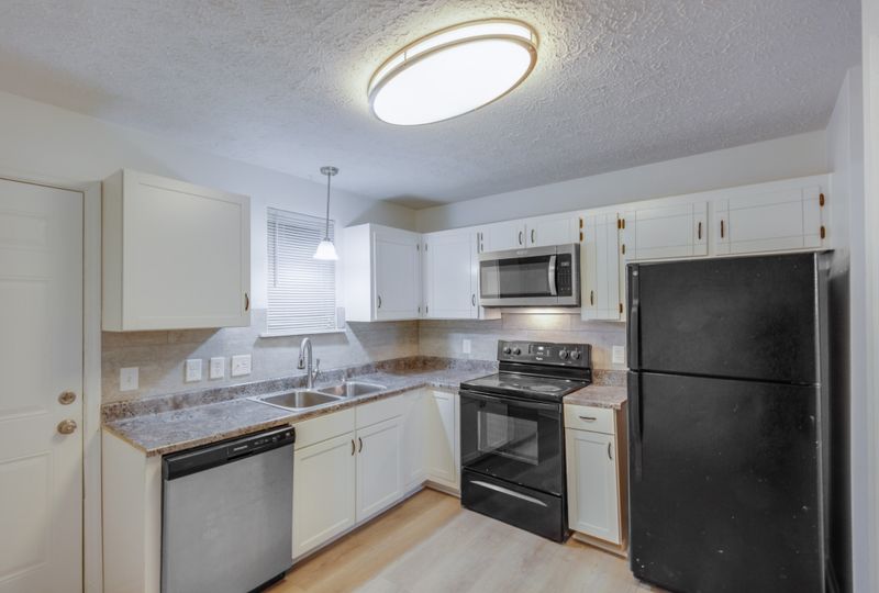 3576 Albee Dr, Hermitage, TN 37076
