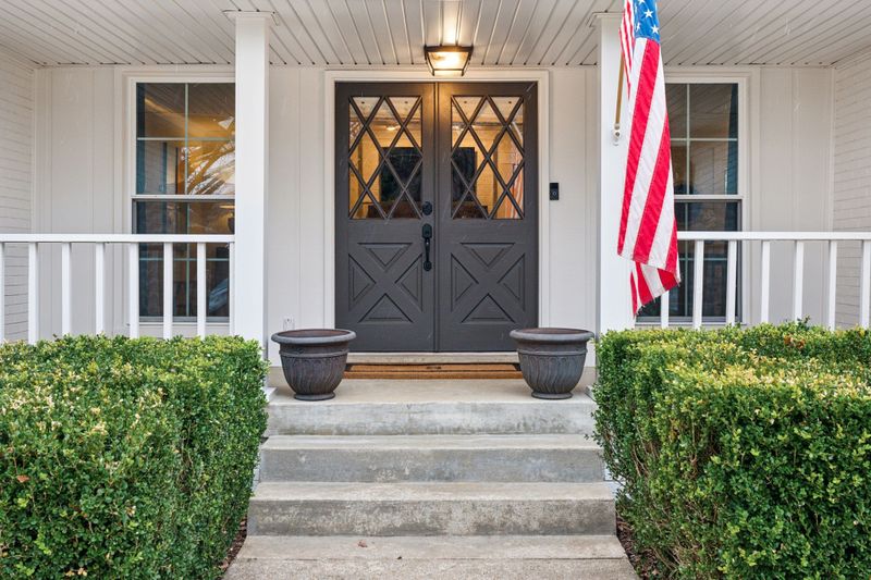 907 Rebel Cir, Franklin, TN 37064