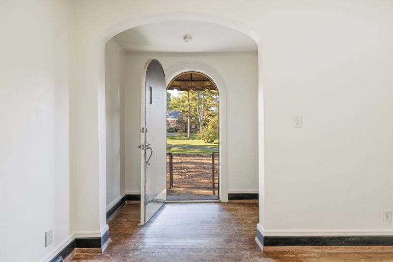 506 Park Center Ave, Nashville, TN 37205