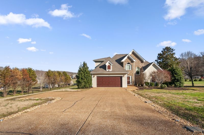 1370 Westfield Rd, Dickson, TN 37055