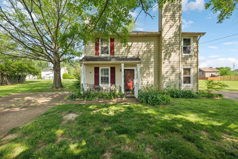 2433 Robbie Ct, Nashville, TN 37214