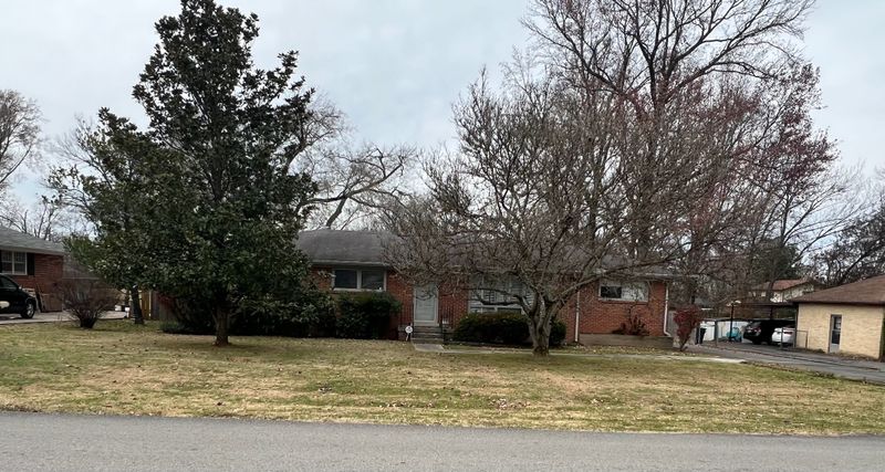 1903 Hamilton Dr, Murfreesboro, TN 37129