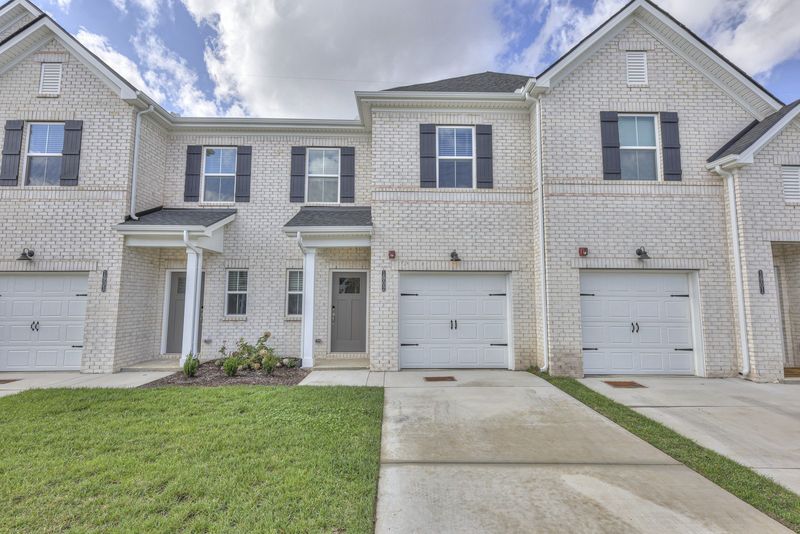 204 Douglas Bend Rd #1902, Gallatin, TN 37066