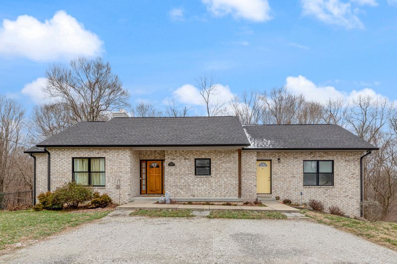 1501 E Piney Rd, Dickson, TN 37055