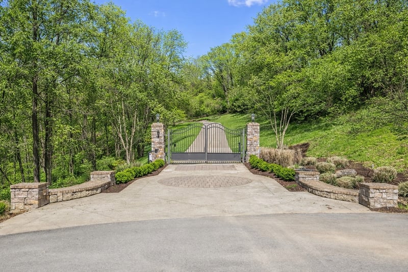 334 Lionheart Ct, Franklin, TN 37067