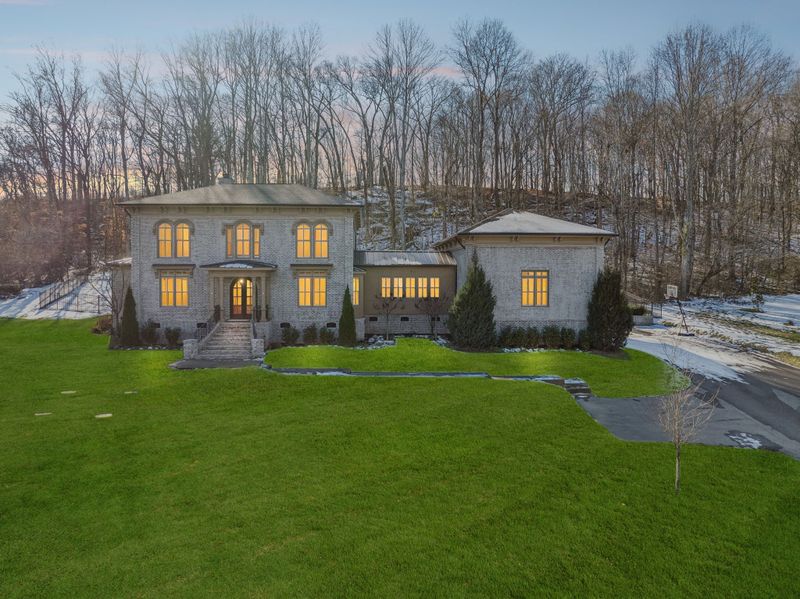 4017 Grace Creek Valley Ln, Thompsons Station, TN 37179