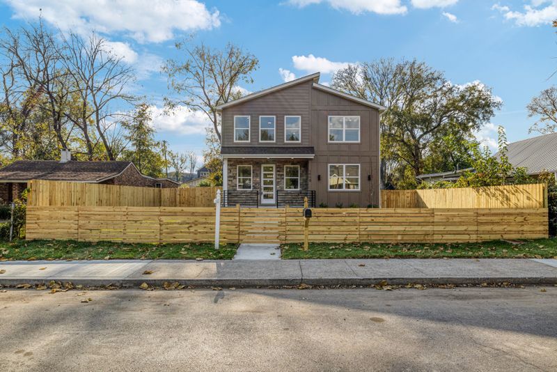 1715 16th Ave N, Nashville, TN 37208