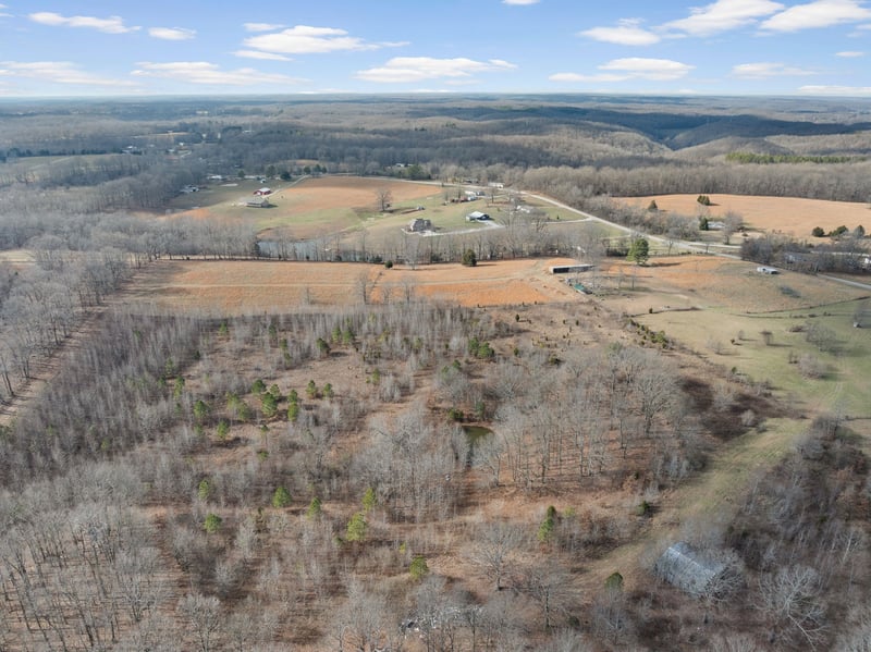 9405 Cummins Rd, Mount Pleasant, TN 38474