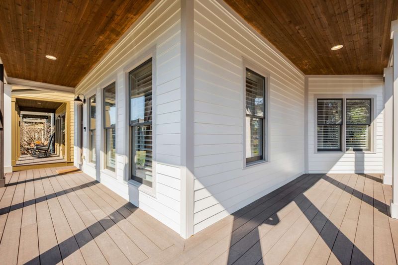 341 Sylvan Park Ln, Nashville, TN 37209