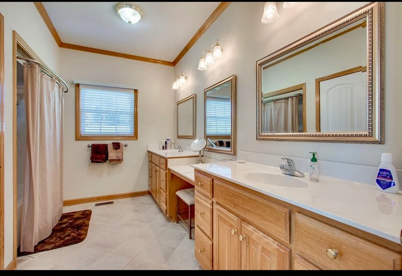 879 Tidwell Rd, Burns, TN 37029