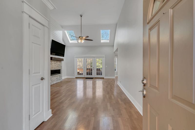 689 Williamsport Ct, Nashville, TN 37221