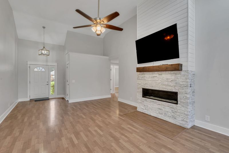 689 Williamsport Ct, Nashville, TN 37221