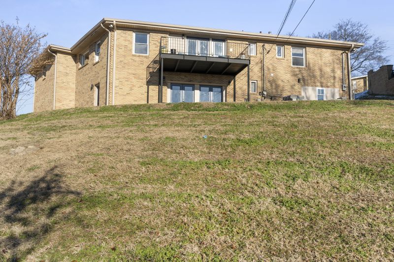 3517 Geneva Cir, Nashville, TN 37209