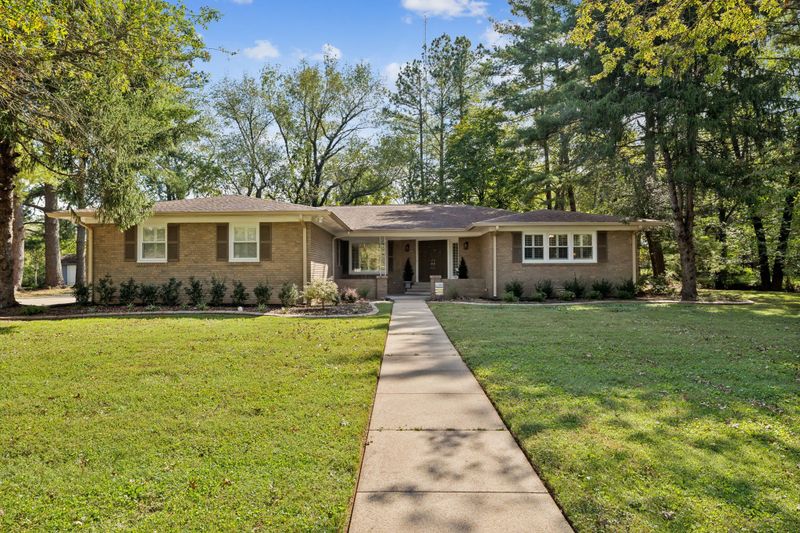 706 Cherokee Ct, Murfreesboro, TN 37130