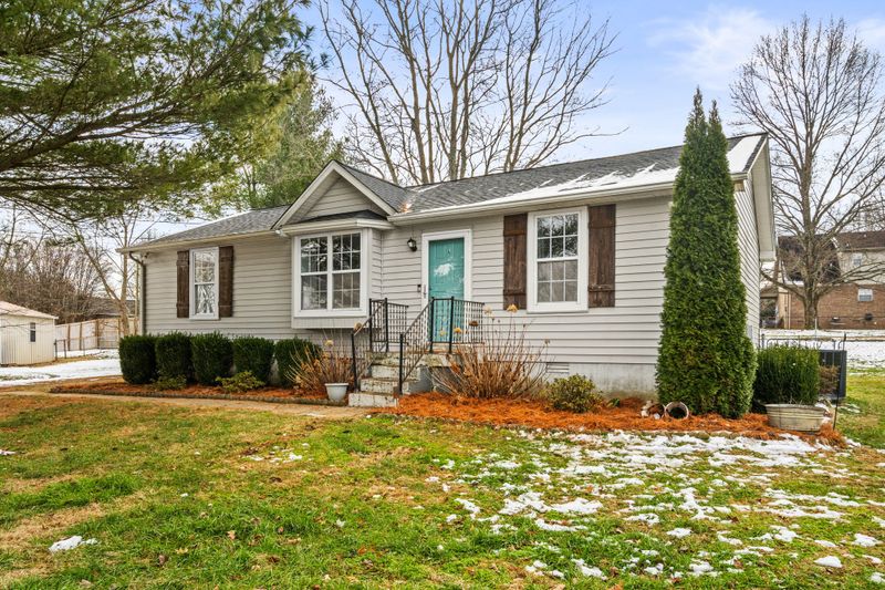 608 Mason Ct, White House, TN 37188