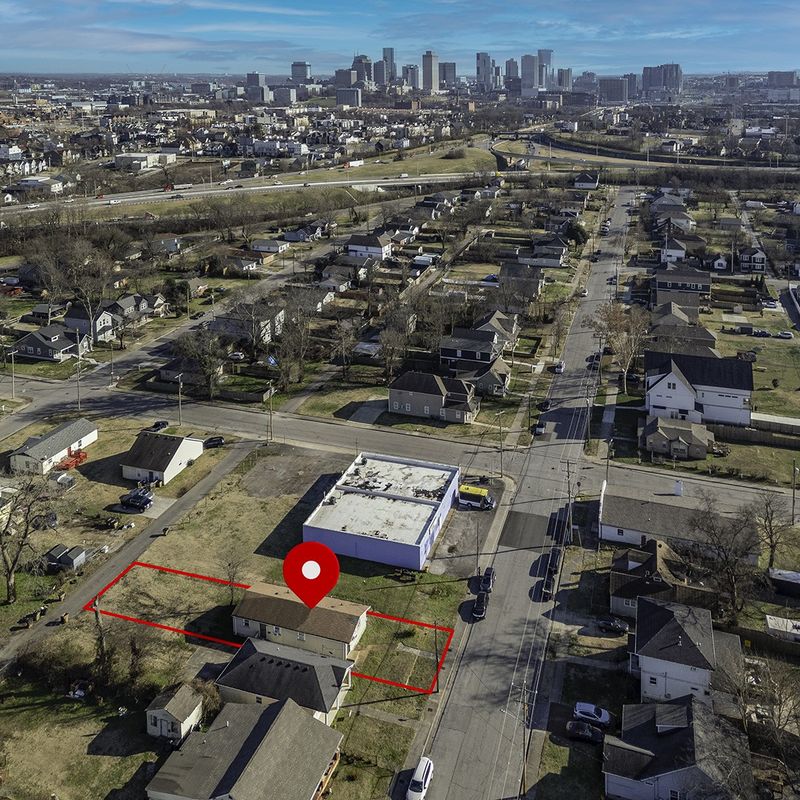 1606 14th Ave N, Nashville, TN 37208