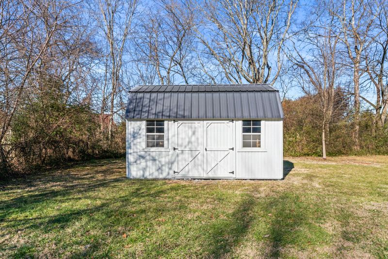 2412 Laredo Ct, Christiana, TN 37037