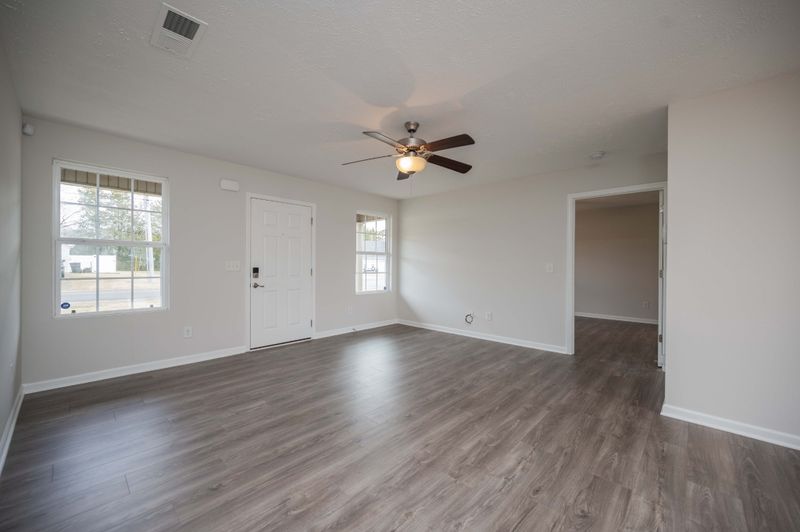 1411 Passage Dr, Murfreesboro, TN 37130