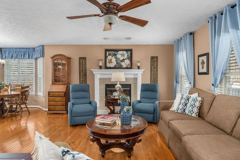 1028 Sunset Trl, Kingston Springs, TN 37082