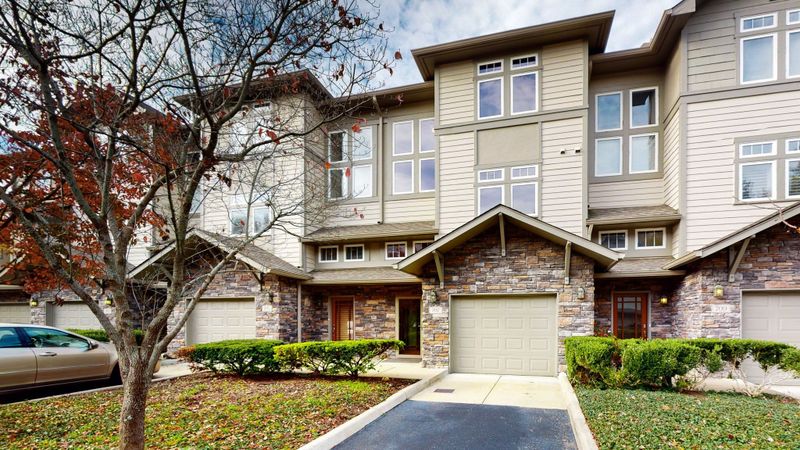 320 Old Hickory Blvd #707, Nashville, TN 37221
