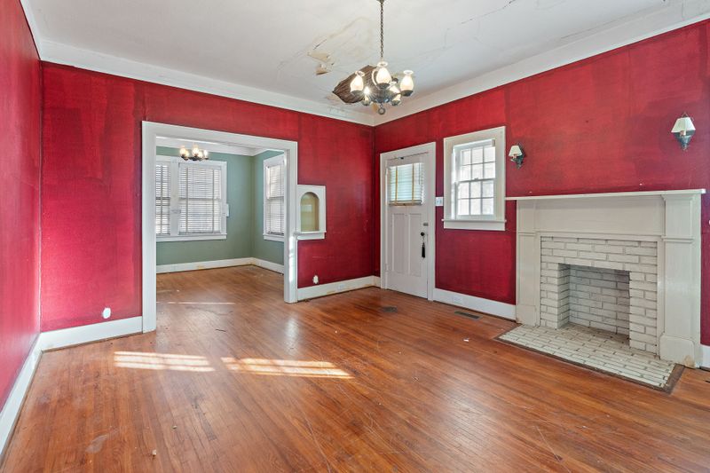 415 6th Ave, Columbia, TN 38401