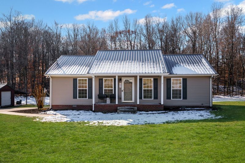 1431 Saint Paul Rd, Charlotte, TN 37036