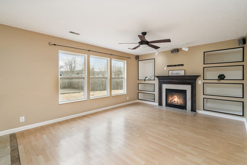 3737 Springwater Dr, Nashville, TN 37221