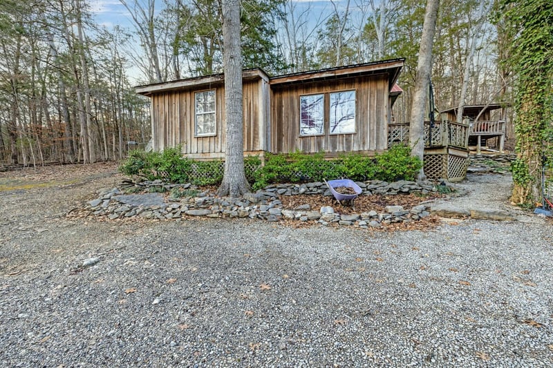 582 Byrds Chapel Dr, Rising Fawn, GA 30738