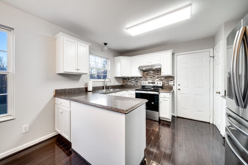 2141 Forge Ridge Cir, Nashville, TN 37217
