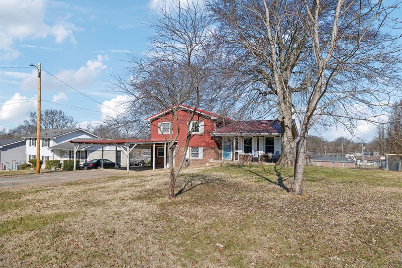262 Hollywood Blvd, Gallatin, TN 37066