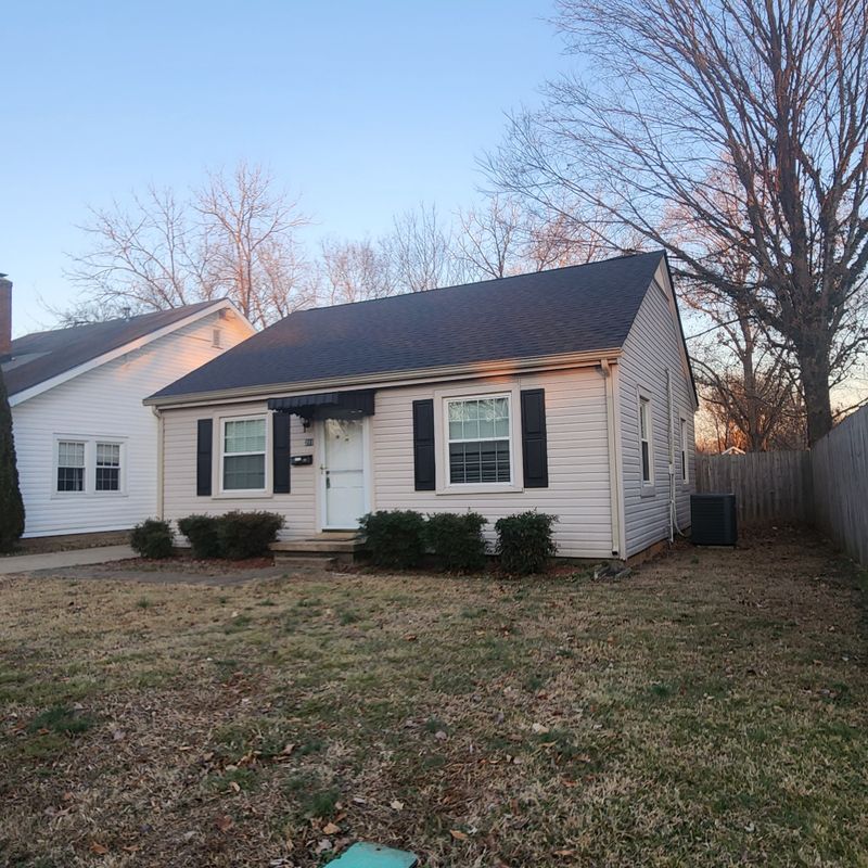 211 Richardson Ave, Murfreesboro, TN 37130